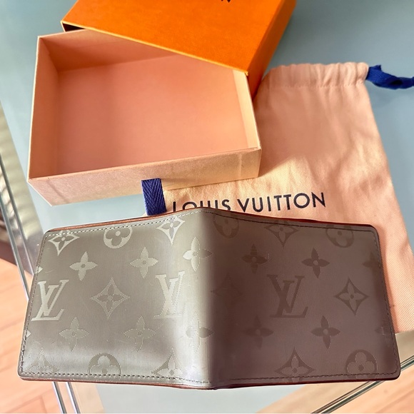 100% Authentic Louis Vuitton Rare Rare Wallet - Picture 5 of 7